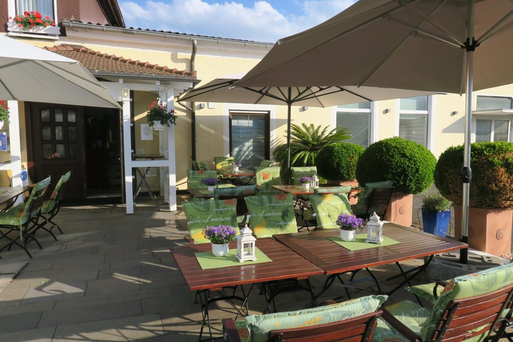 Landhotel Bergischer Hof GmbH Marialinden Overath Exterior foto